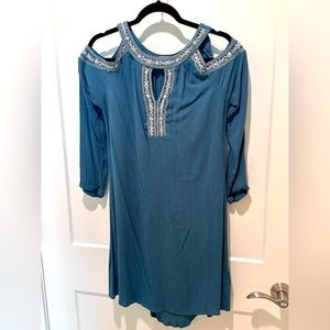 Beautiful flowing dress exposed shoulders